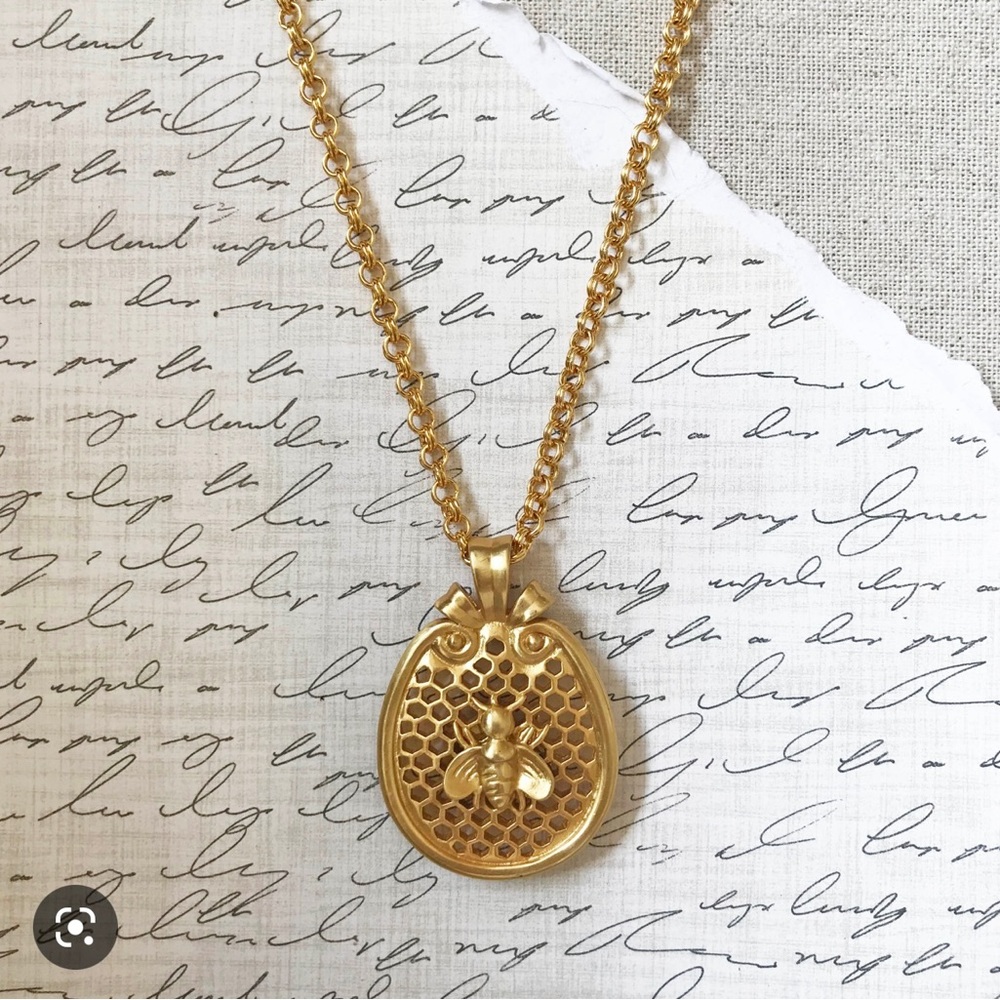 Julie Vos Gold Bee Pendant